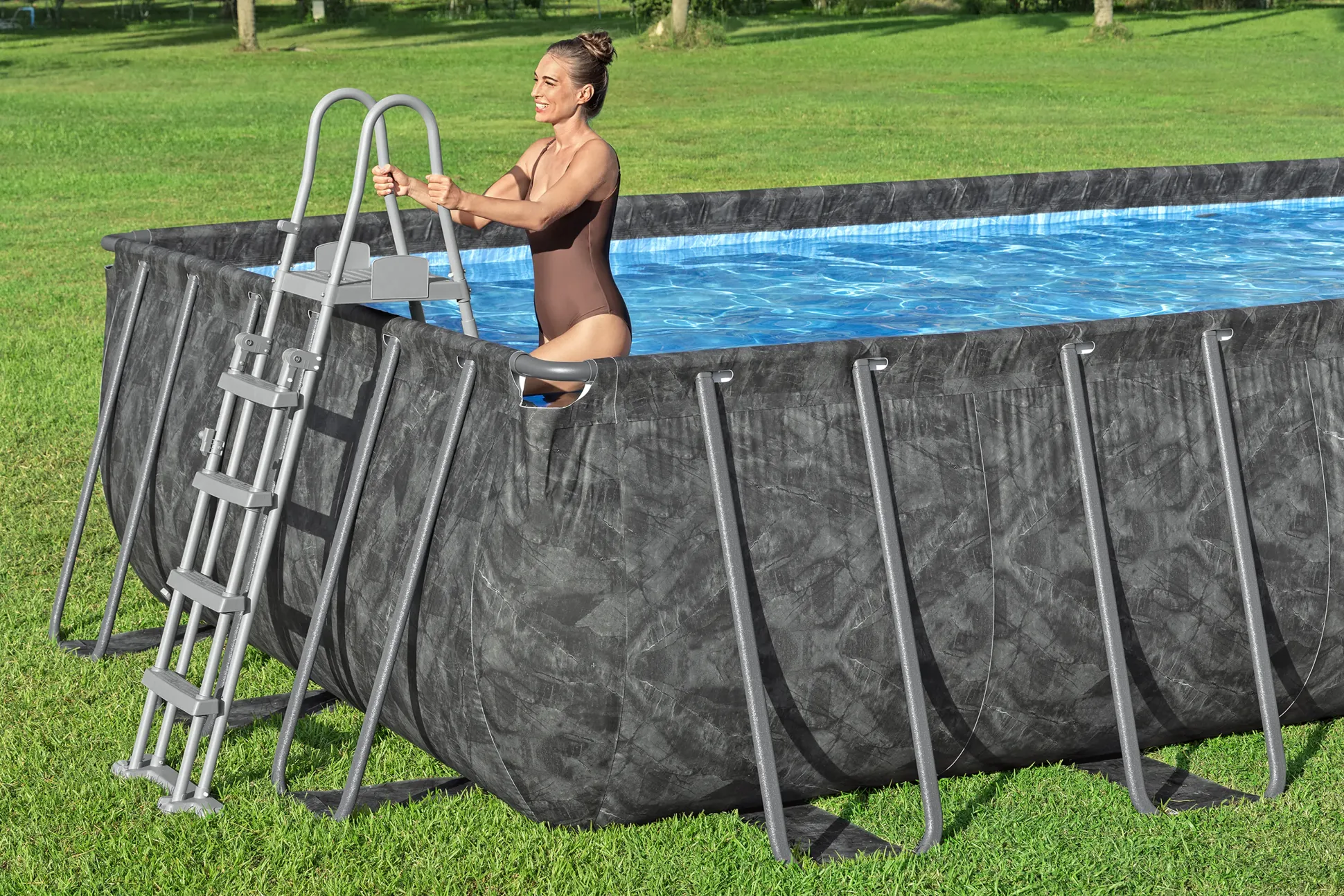 Bestway Winterfestes Frame Pool APX365 Komplett-Set mit Sandfilteranlage 549 x 274 x 132 cm marmor-optik eckig
