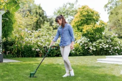 Bosch Akku-Rasentrimmer UniversalGrassCut 18V-26 Solo inkl. 2 Spulen 26 cm Schnittkreis