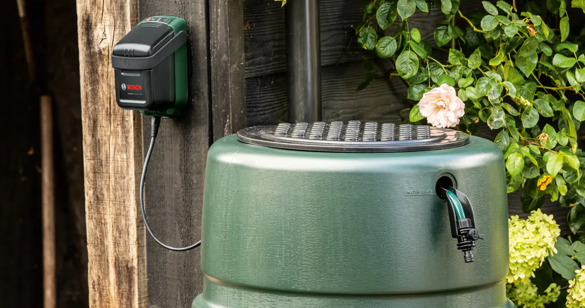 Bosch Akku-Regenfasspumpe GardenPump 18 V inkl. Akku & Ladegerät