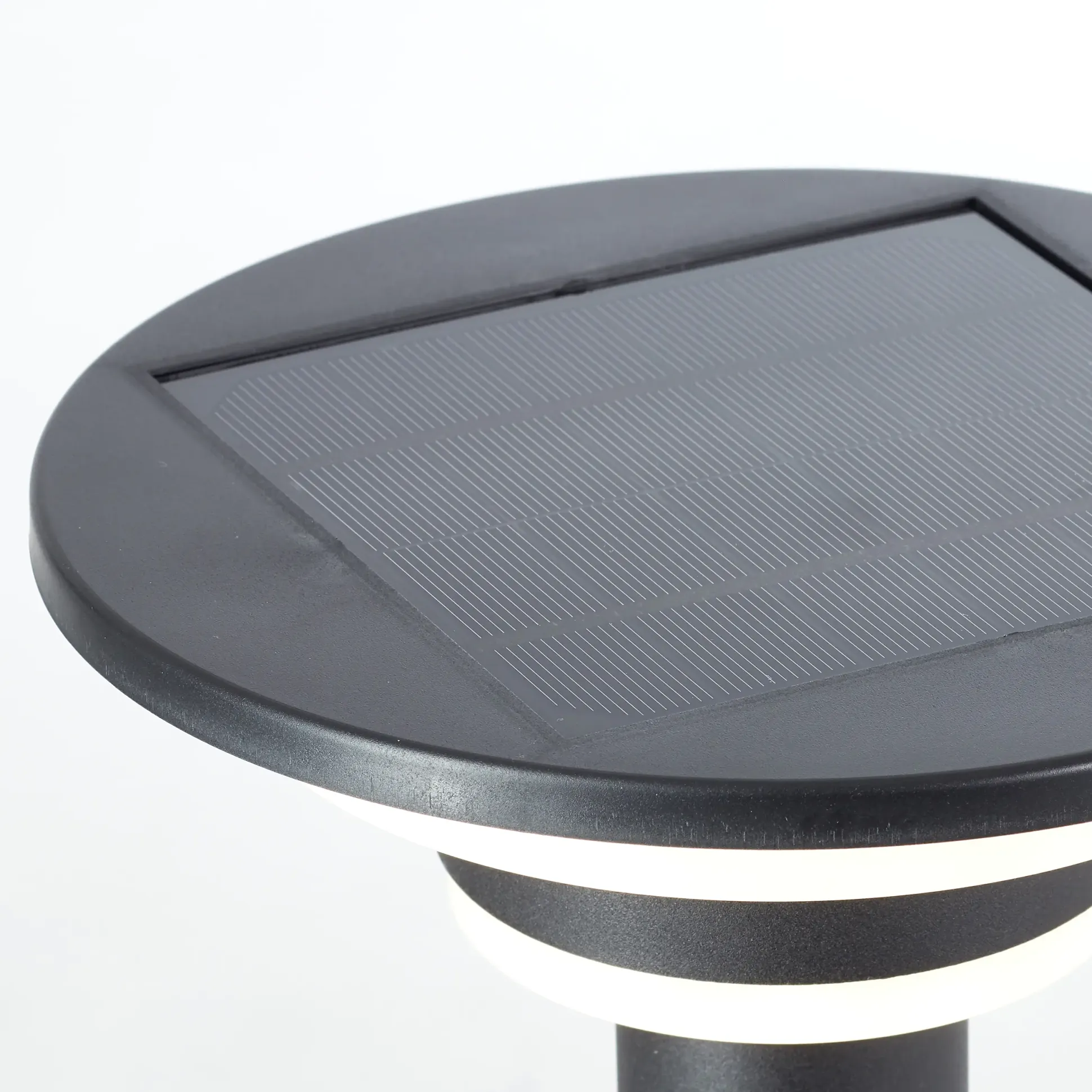 Brilliant Solar-Außenwegeleuchte Garvina 3W warmweiß Bewegungsmelder