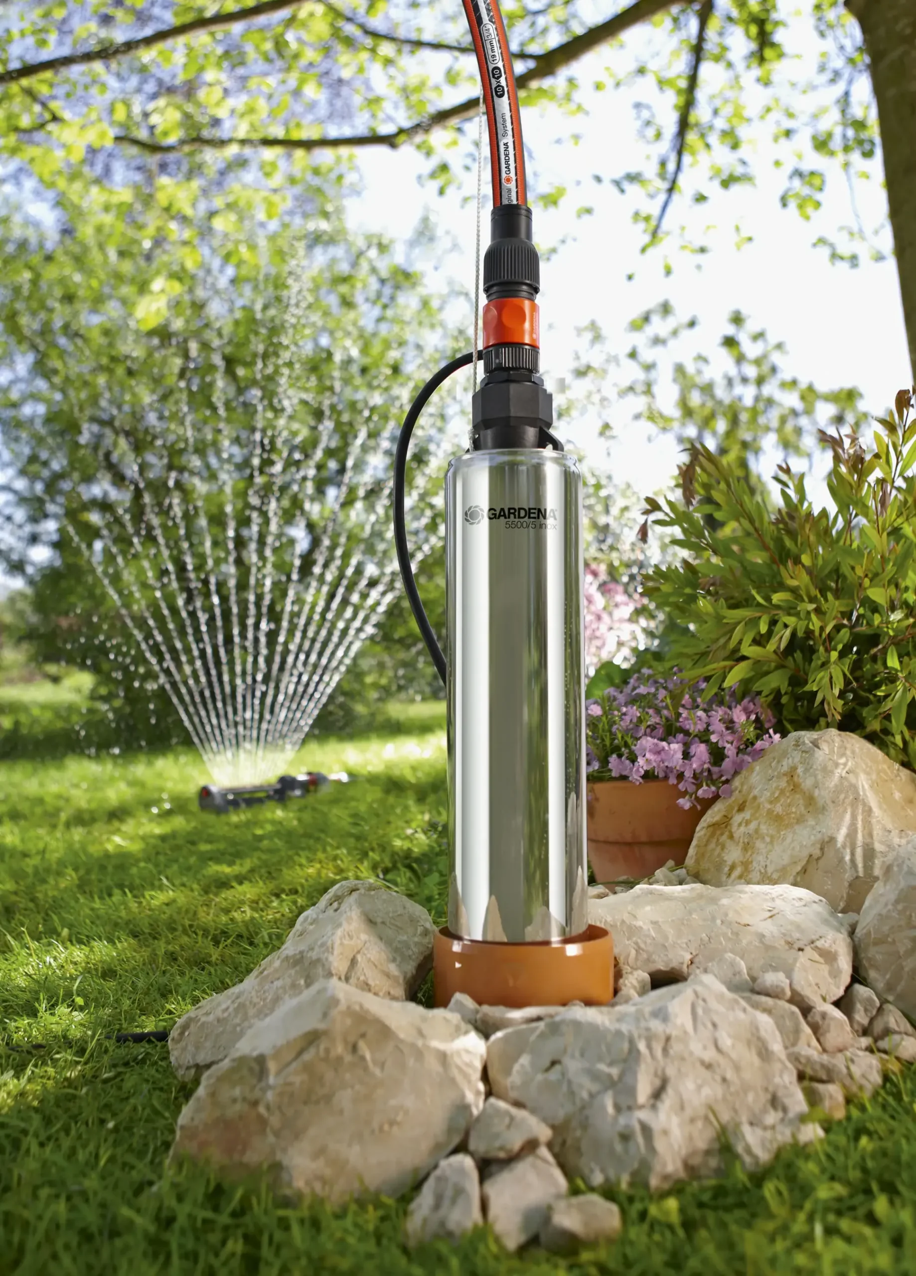 Gardena Tiefbrunnenpumpe 5500 l/h 5 m inox 850 Watt
