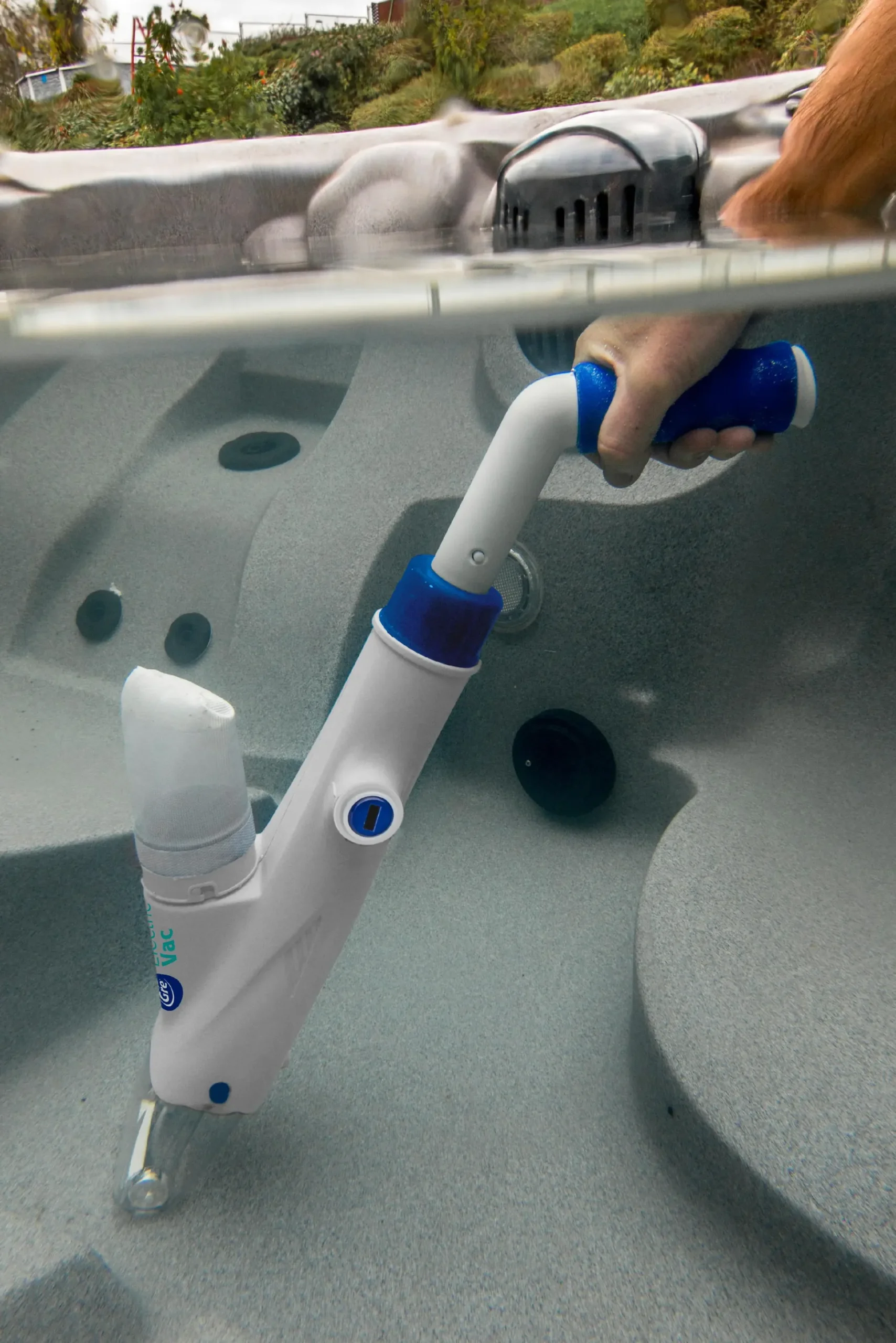 Gre Elektro Reiniger ohne Kabel für Pools und Spas 60 x 12,4 x 22,6 cm