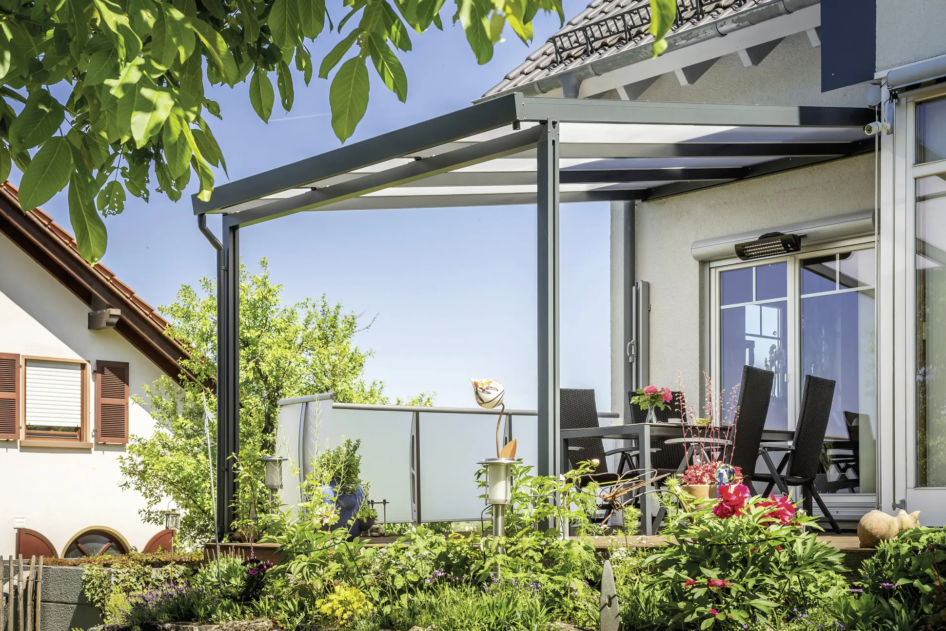 Gutta Premium Terrassendach 309,4 x 306 cm anthrazit PC weiß opal 16 mm