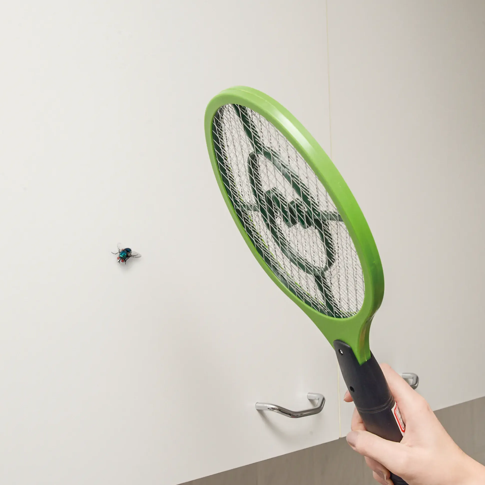 Klatschigo elektrische Fliegenklatsche Bzzz grün