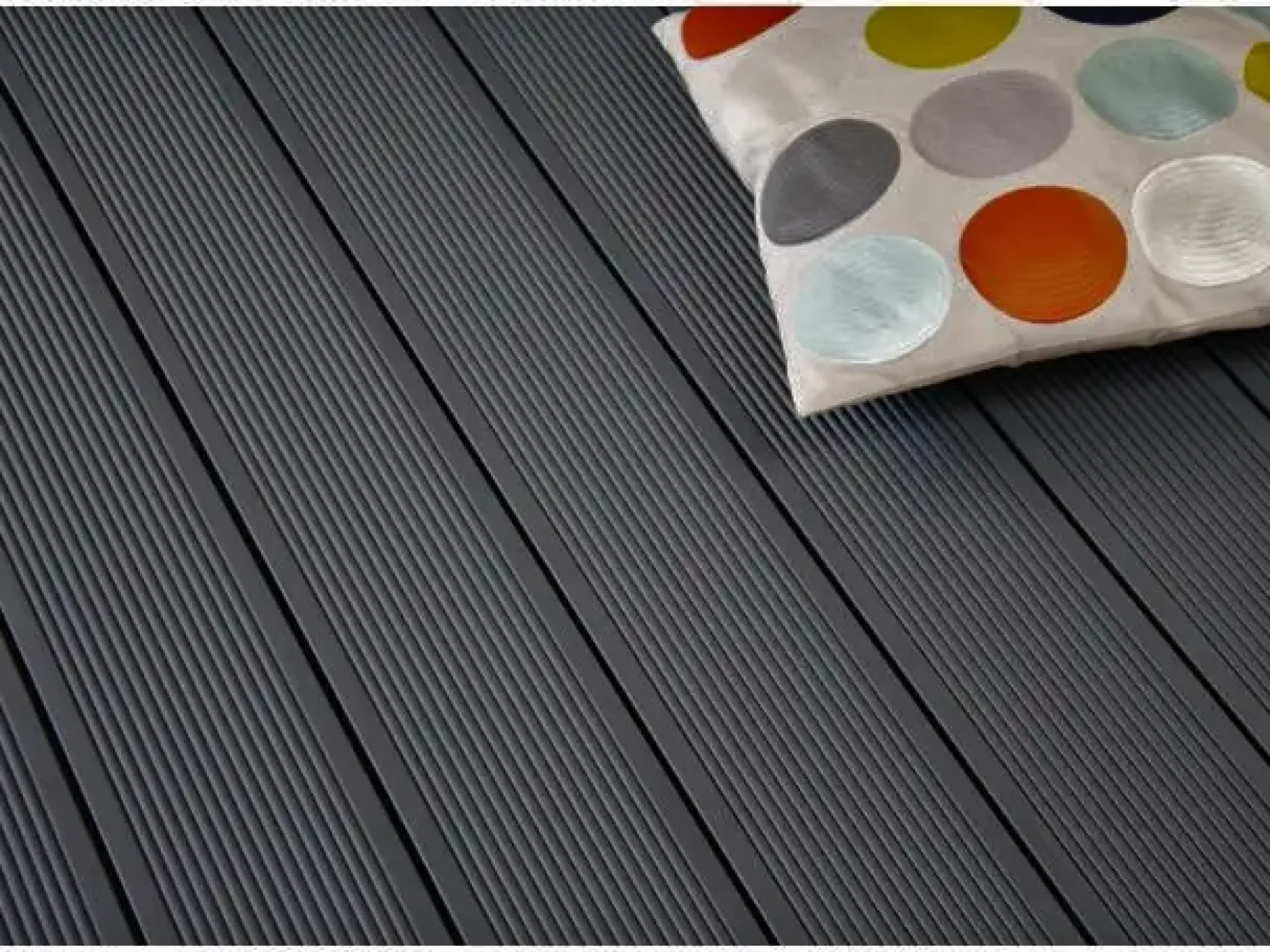 Kovalex Terrassendiele WPC 14,5 x 2,6 cm anthrazit mattiert Meterware