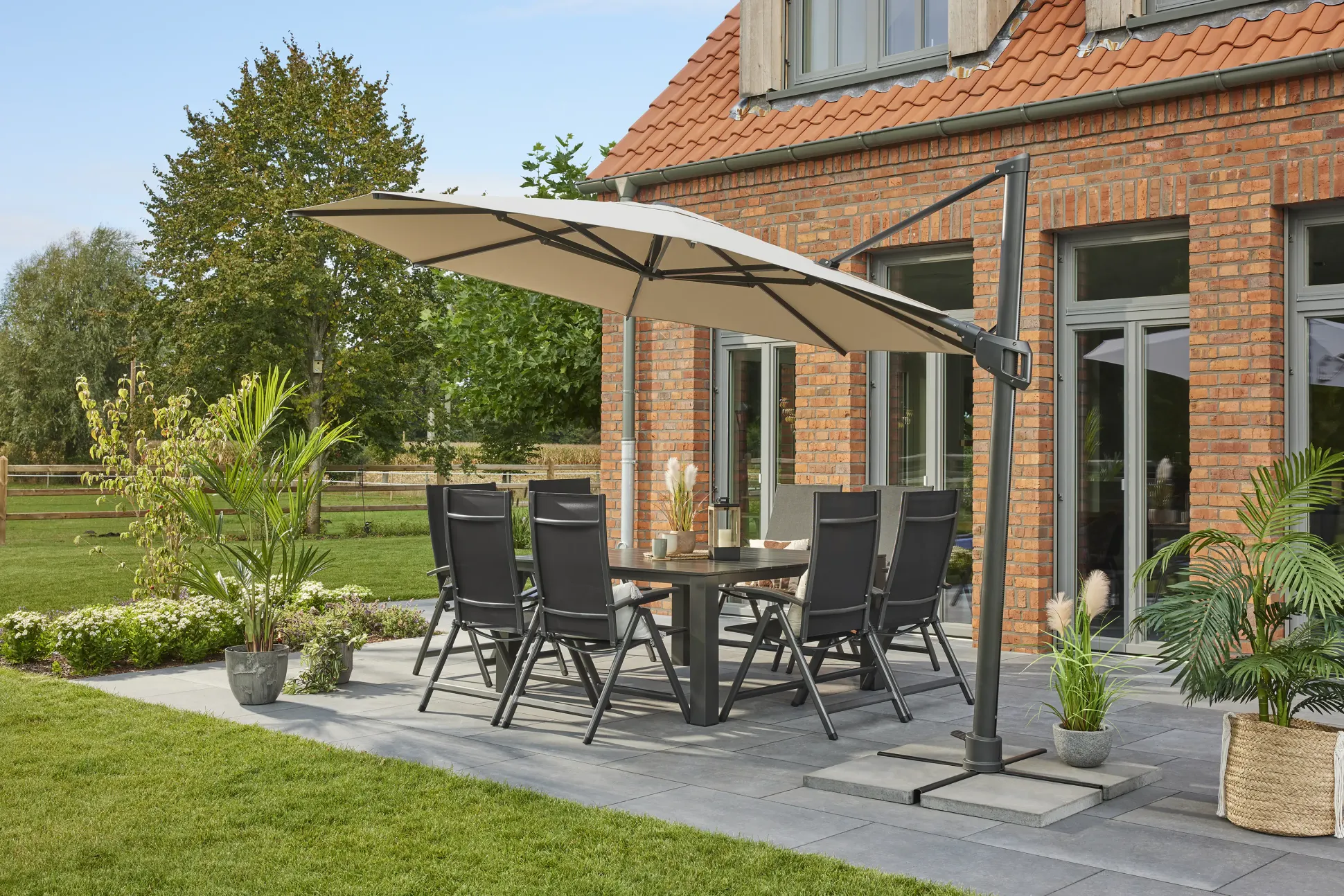 MWH Ampelschirm Monte Carlo rund beige