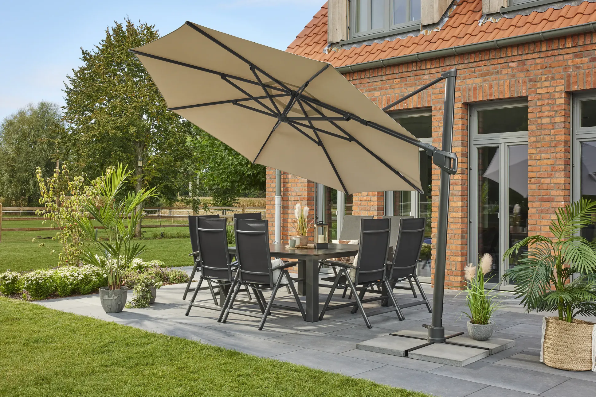 MWH Ampelschirm Monte Carlo rund beige