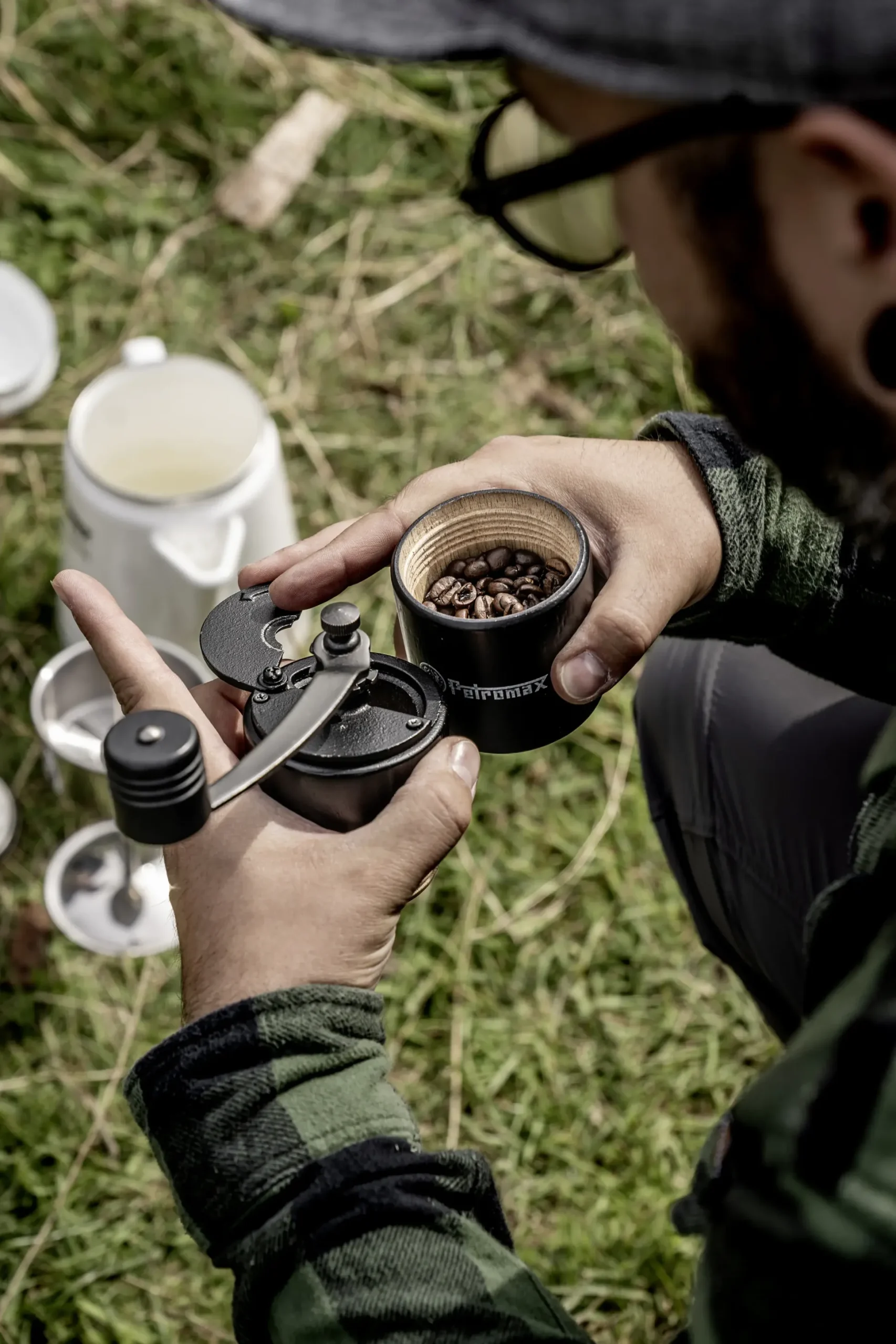 Petromax Handkaffeemühle Gusseisen schwarz