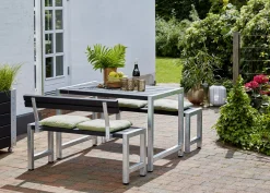 Plus Cafegarnitur Tisch und 2 Bänke & 1 Rückenlehne RAL 9005 Schwarz