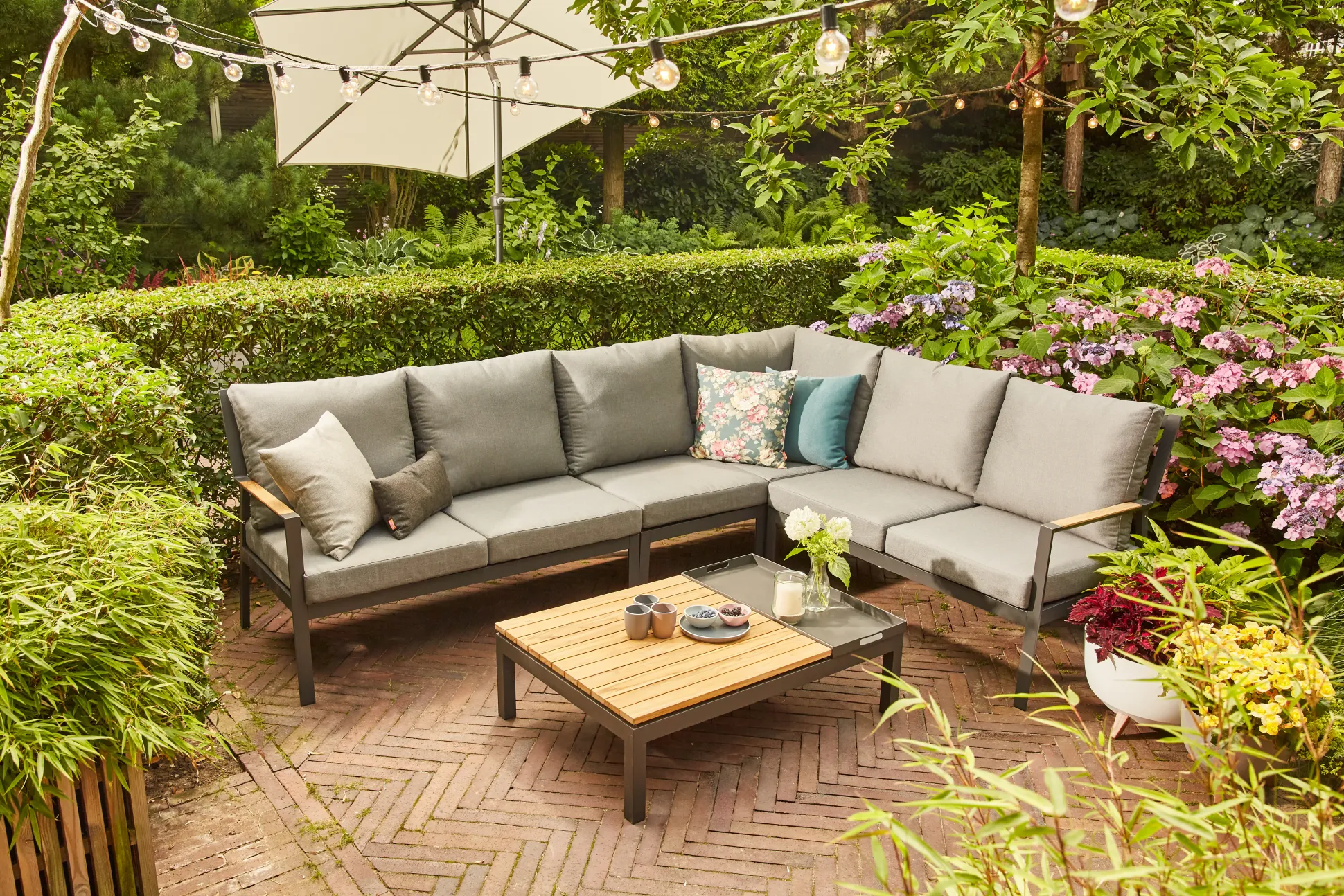 Siena Garden Mittelstockschirm Avio natur Ø 250 cm