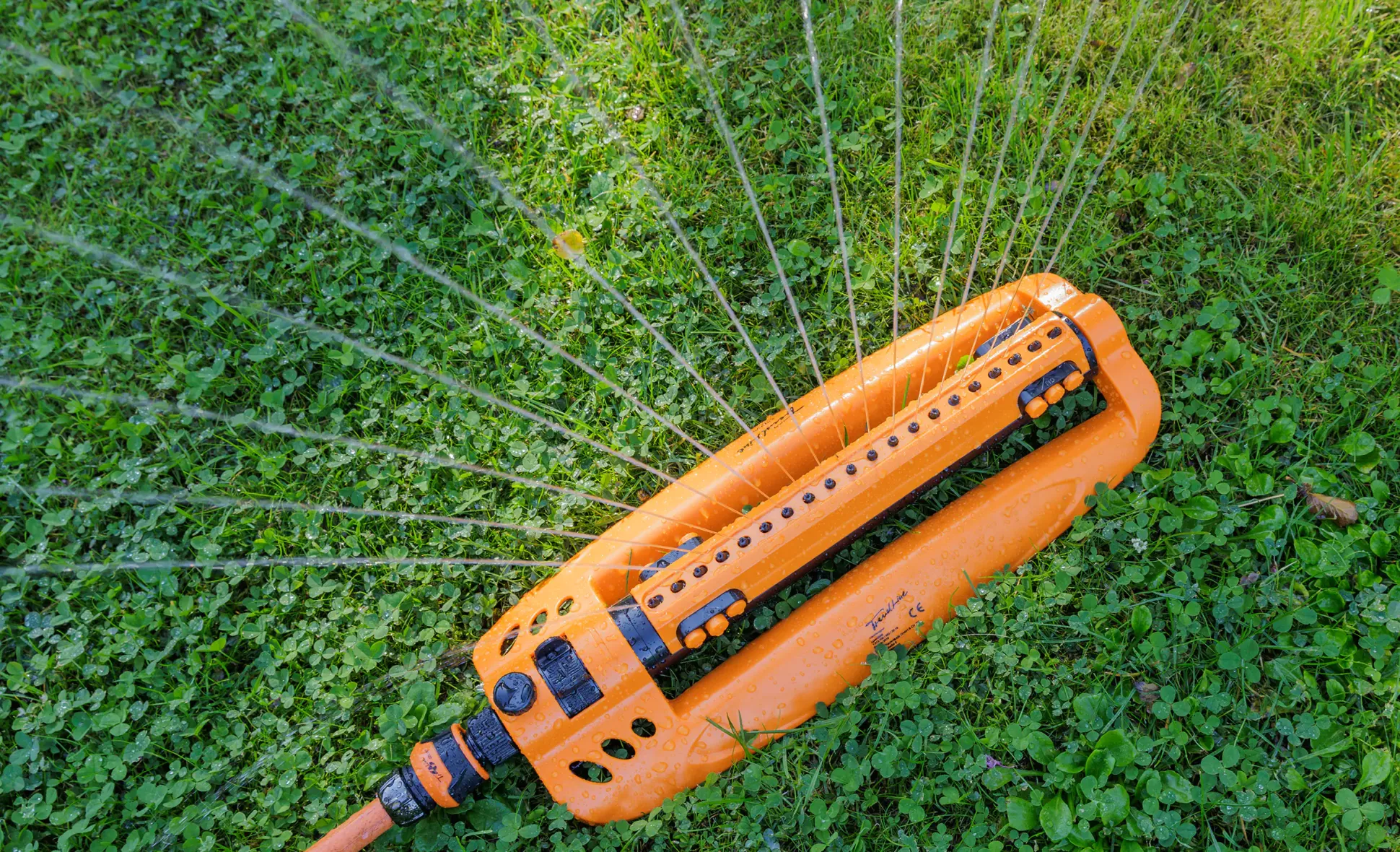 TrendLine Viereckregner Vario