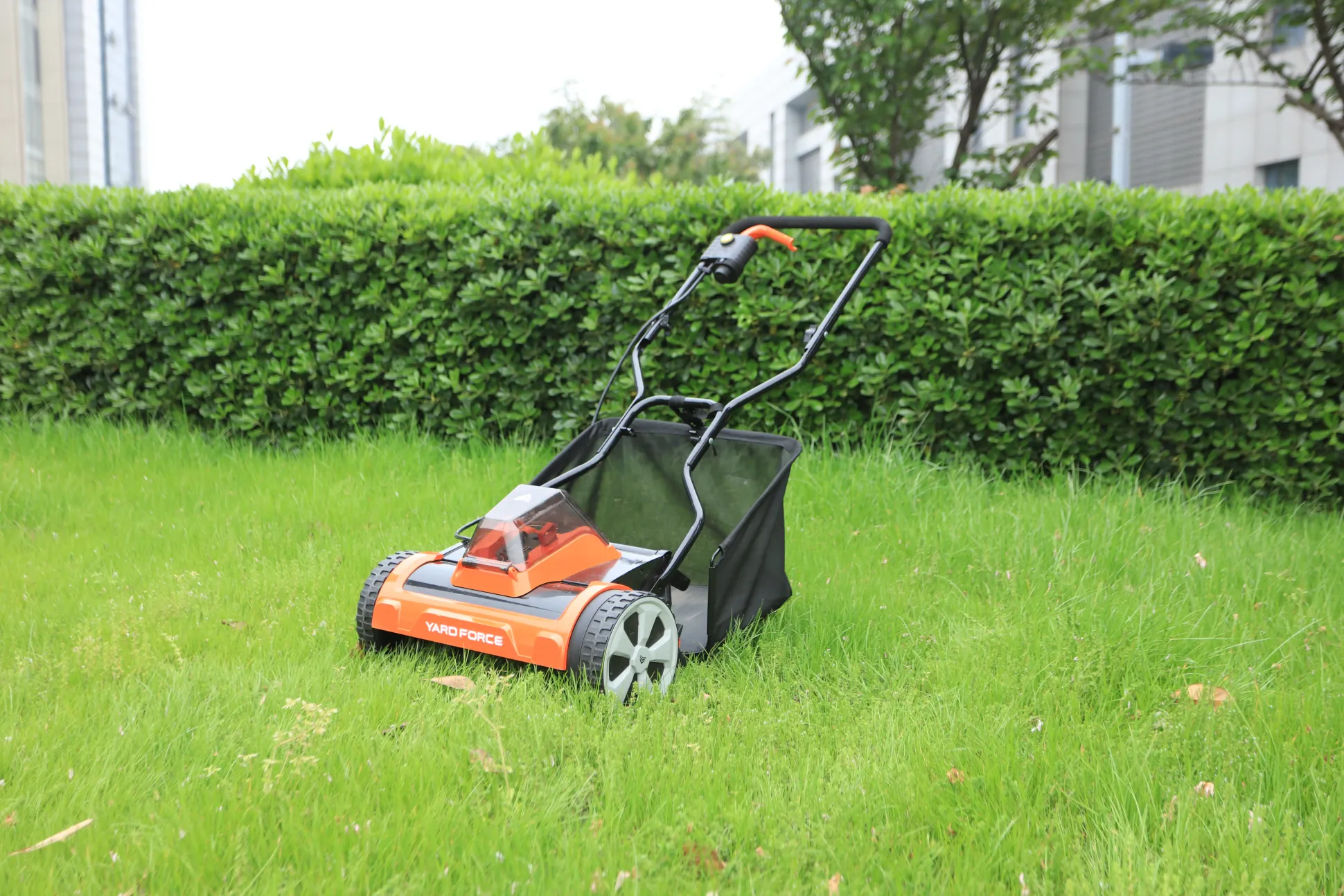 Yard Force Akku-Spindelmäher LM C38 20 V , 38 cm Schnittbreite